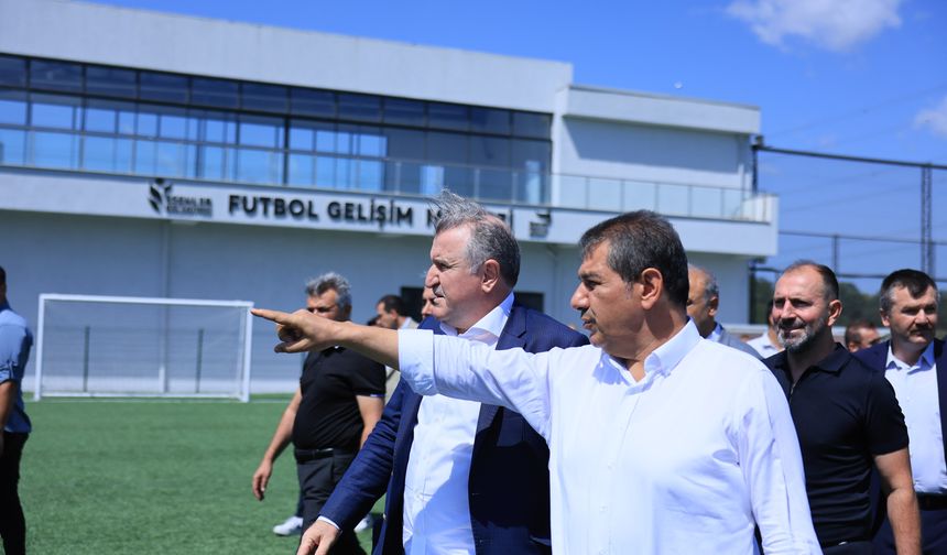 Türkiye’nin ilk futbol gelişim merkezi hizmete açıldı
