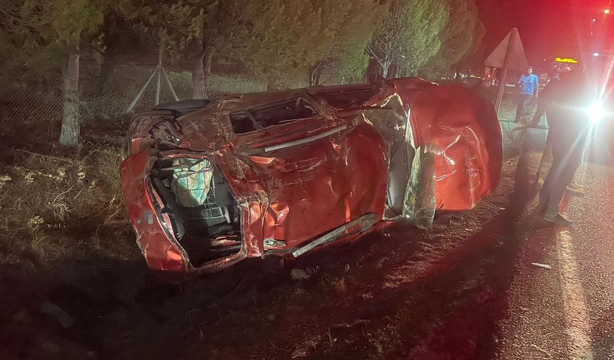 İzmir'de bir otomobil takla attı: 4 yaralı