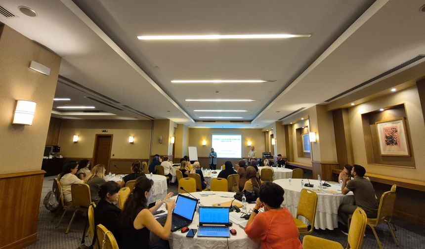 “Komşu Anne” projesi eğitimlerine başlandı