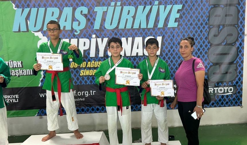 Elazığ sporcusu Umuthan Yağcı’dan madalya