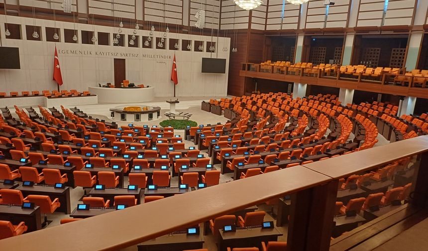 Fahiş aidatlara yönelik düzenleme yasalaştı