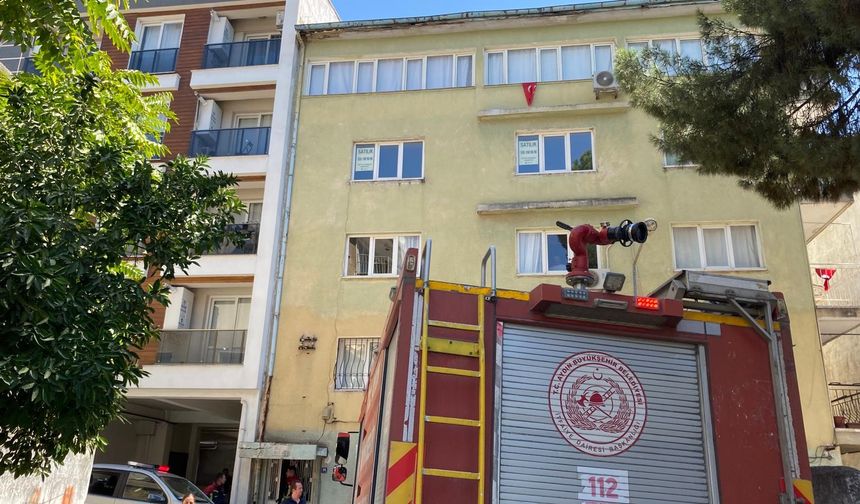 Aydın'da apartmanların arasından yükselen duman korkuttu