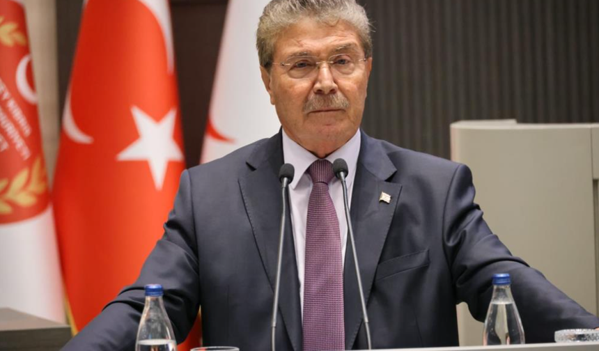 KKTC Başbakanı Üstel'den CTP'ye sitem