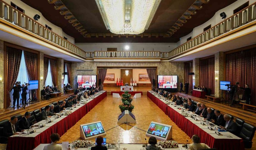 Meclis’te çözüm süreci tartışmaları: Komisyona yeni öneriler