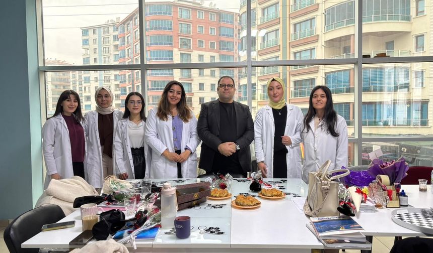 Pursaklar’da öğretmenlere tatlı sürprizi