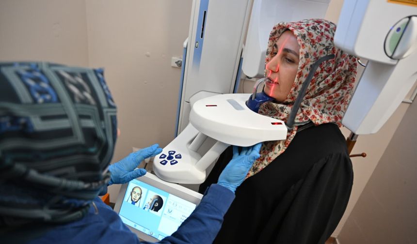 Karapürçek’te kadınlara ücretsiz diş taraması