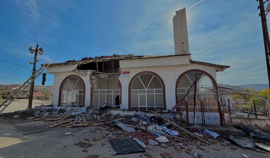 Ayaş Çanıllı Camii’ne tadilat desteği