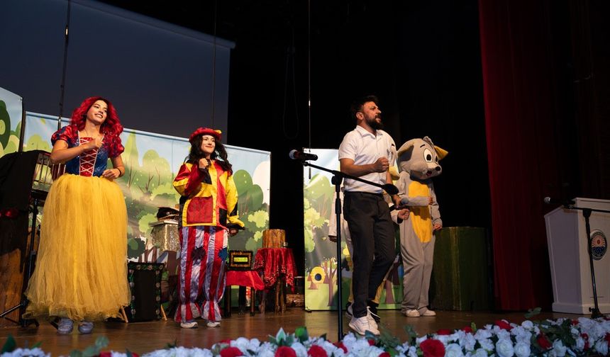 Gölbaşı’nda çocuk tiyatrosu etkinlikleri yoğun ilgi gördü