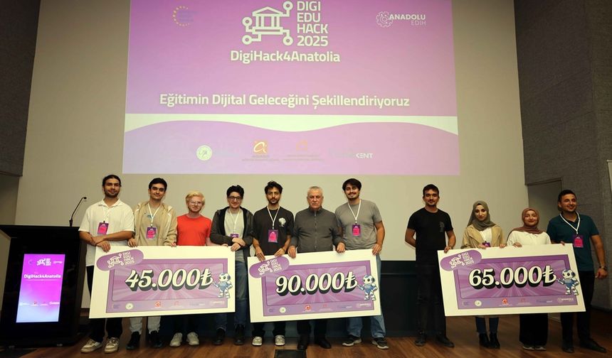 Adana’da, Edu Rise Takımı 90 Bin TL’lik ödülün sahibi oldu