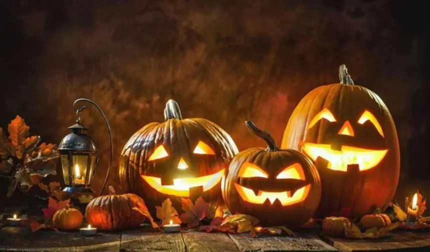 Heidi Klum geleneği bozmadı: İşte ünlülerin Cadılar Bayramı kostümleri