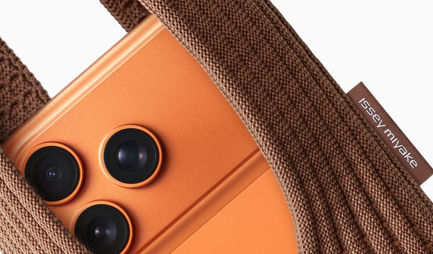 Alay konusu olan “iPhone Pocket” rekor kırdı