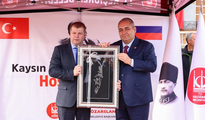 Keçiören’de Kaysın Kuliyev’in yeni büstü açıldı