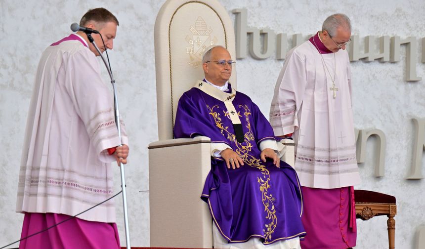 Trump sözleriyle, Papa 14. Leo’yu hedef aldı