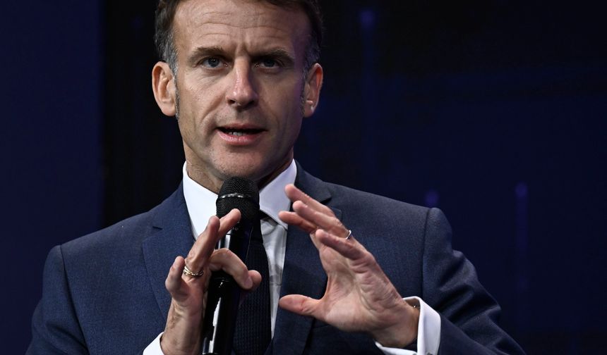 Macron'dan protestoculara sert uyarı: Hesap verecekler