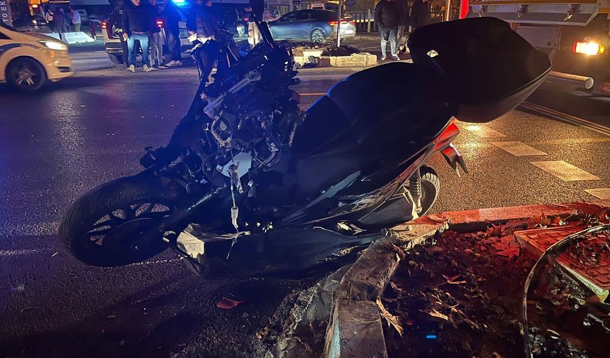Menteşe’de tıra çarpan motosikletin sürücüsü hayatını kaybetti
