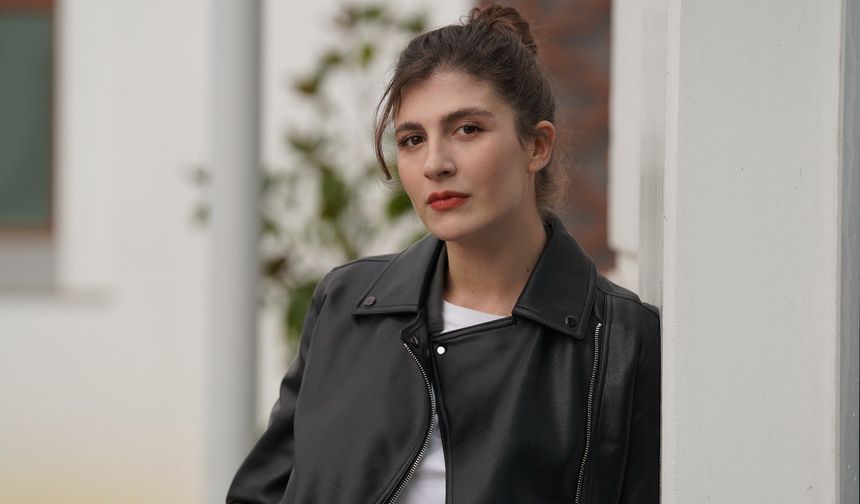 Naz Çağla Irmak, Taşacak Bu Deniz dizisine dahil oldu