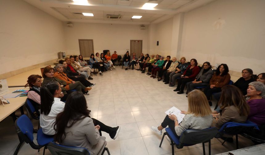 Yenimahalle’de kadınlara şiddetle mücadele eğitimi
