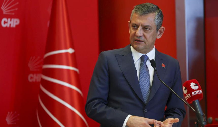 CHP’de "yeni parti" tartışmasına Özel’den yanıt