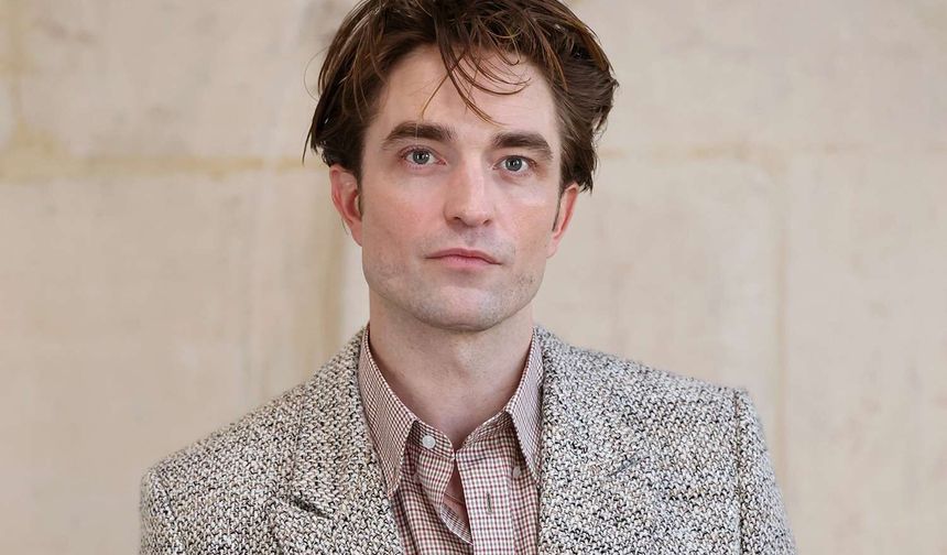 Robert Pattinson’dan Türk şarkıcı Nilüfer Yanya’ya övgü