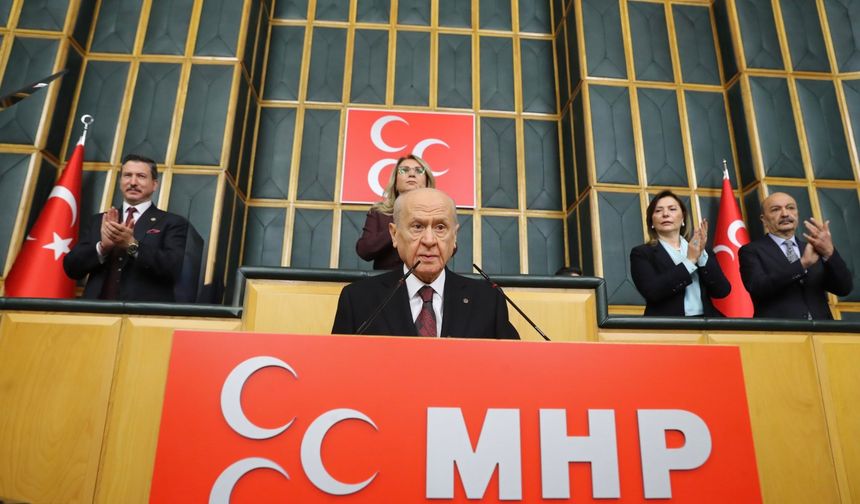 Bahçeli: ABD’nin askeri yığınağı tehdit sinyali