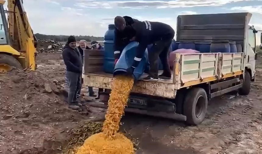 Ruhsatsız imalathane de 2.5 ton turşu imha edildi