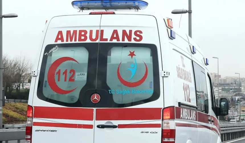 Ankara Elmadağ'da iki araç takla atıp uçuruma yuvarlandı