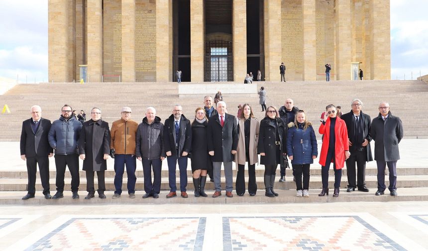 Ankara Kitapçılar Odası’ndan Anıtkabir ziyareti