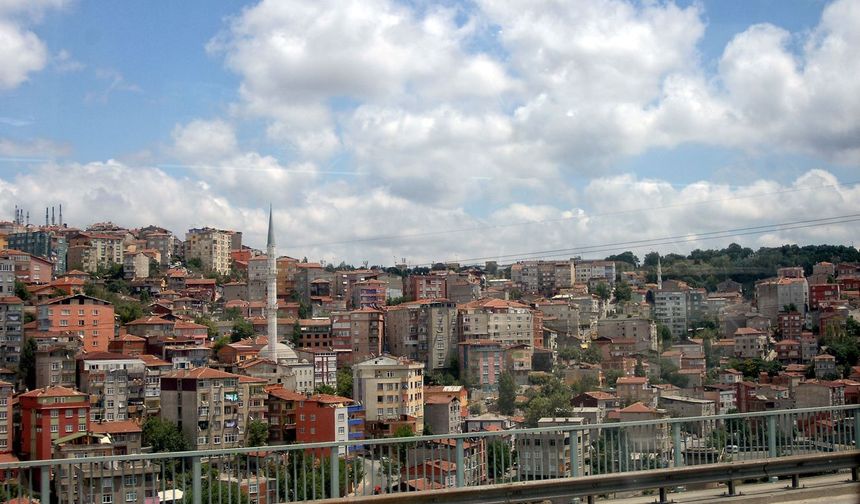 İstanbul'da riskli binalar için 'Yarısı Bizden' kampanyasının süresi uzatıldı