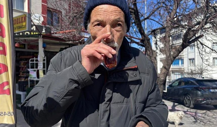 79 yaşındaki Mustafa Akbıyık 34 yıldır su içemiyor