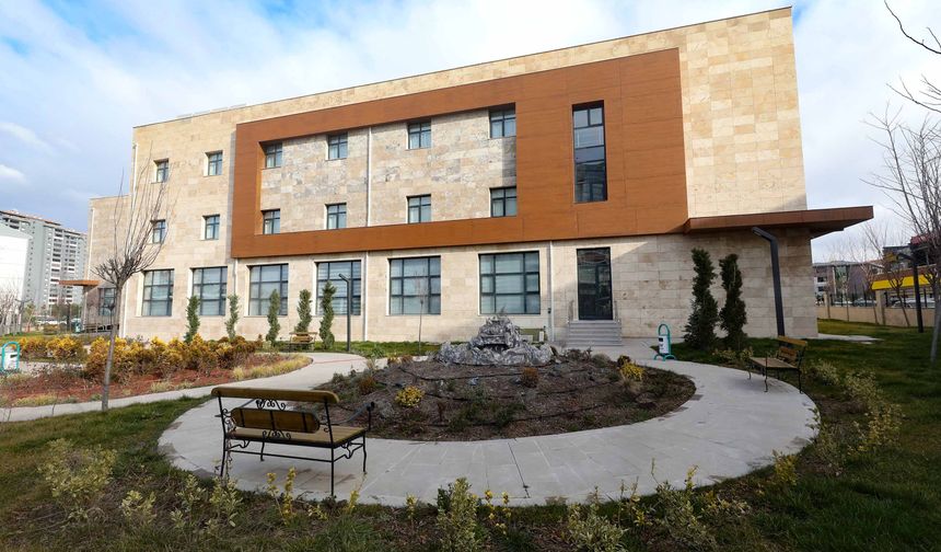 Yenimahalle Sait Ulusoy Alzheimer Merkezi Nisan’da hizmette