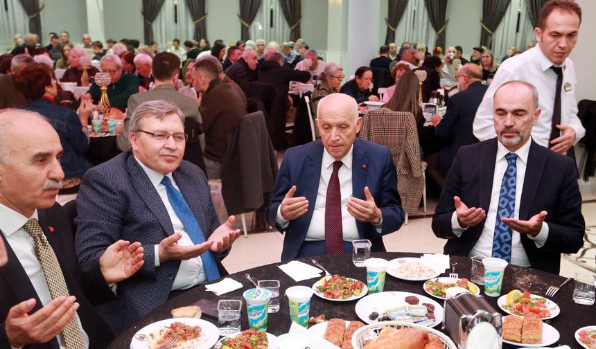 Yenimahalle’de Gümüşhaneliler iftar programında buluştu