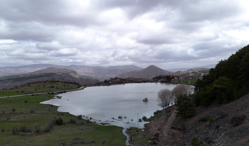 Ankara’da saklı cennet: Kurumcu Şelalesi yeniden coştu