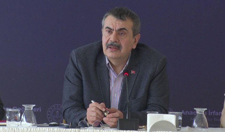 Bakan Tekin: Türkiye’de hedef yasaksız ve kapsayıcı bir demokrasi