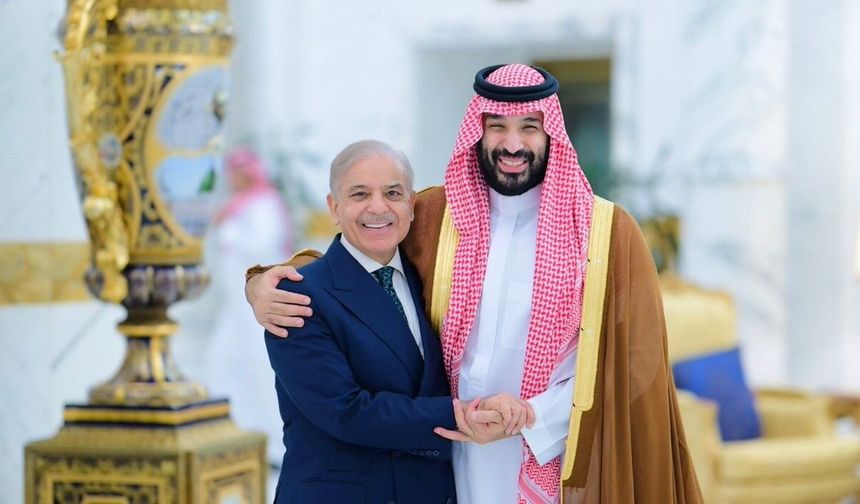 Cidde’de İran gündemi: Şerif ve Bin Selman görüştü