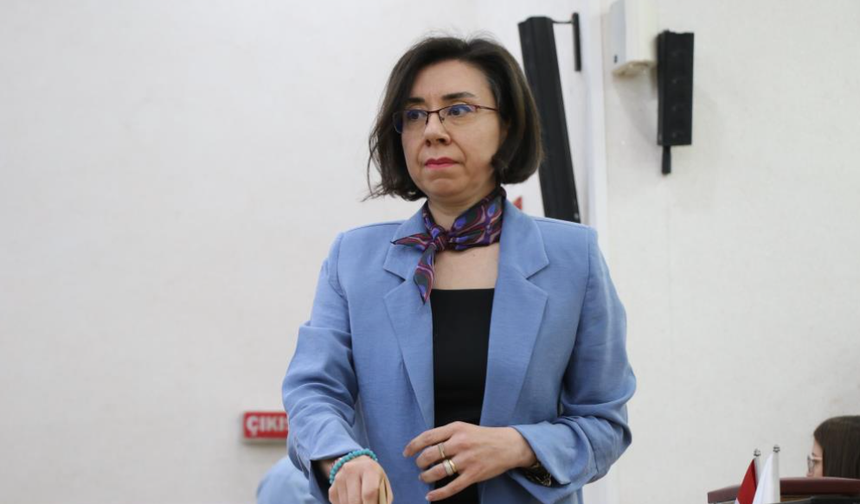 Uşak Belediyesi’nde başkan vekilliğine CHP’li Özkan seçildi