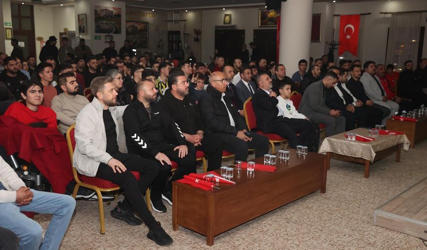 Sincan’da milli maç heyecanı Kültür Evi’nde yaşandı