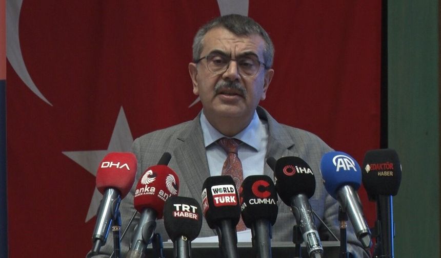 Bakan Tekin: Teknolojiye yön veren geleceği belirler
