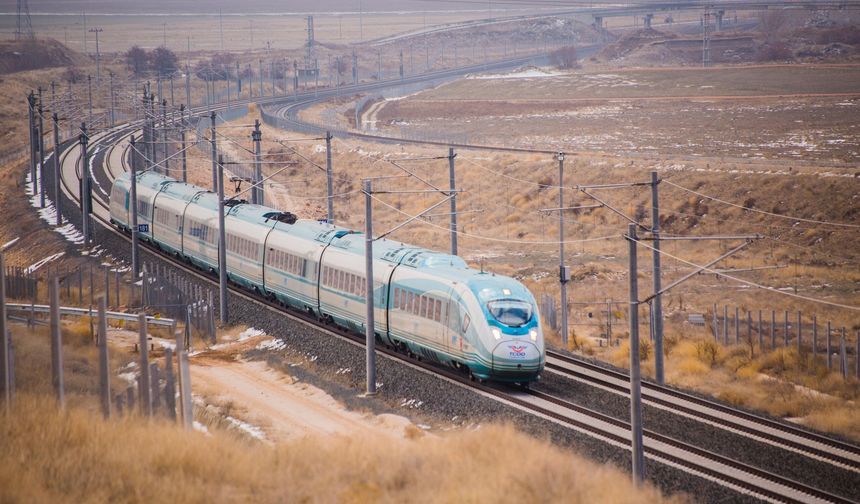 Bayramda tren seferlerine 18 bin kişilik ek kapasite