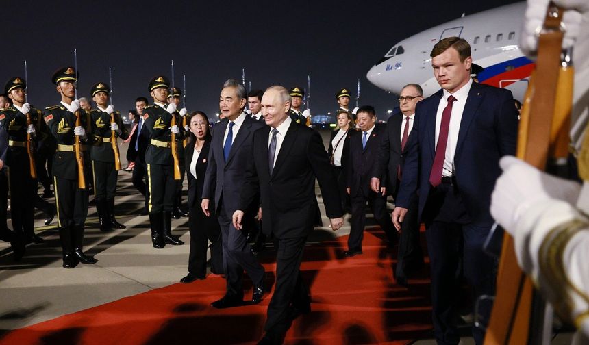 Putin resmi ziyaret için Çin’e gitti