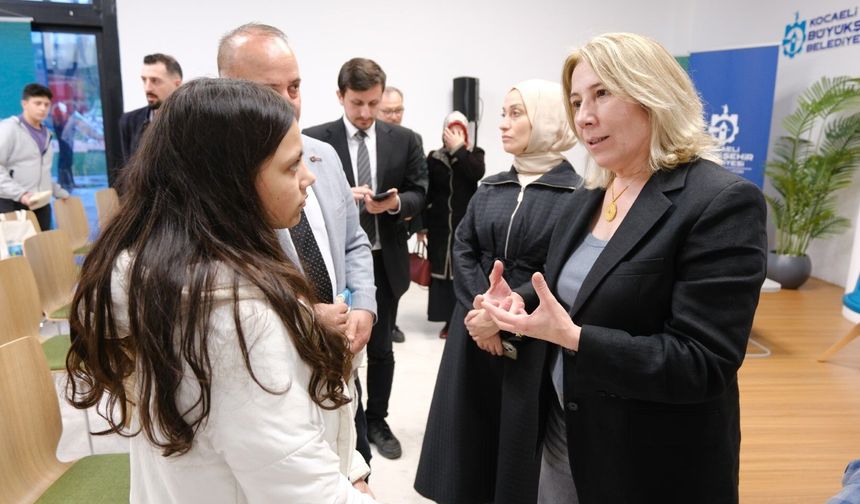 Kocaeli’de Ortaçağ Türk Dünyası söyleşisi