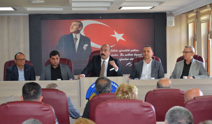 Divriği’de köylerin ve işçilerin geleceği masaya yatırıldı