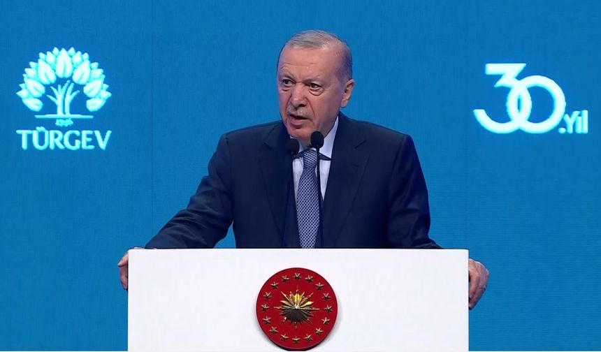 Erdoğan: Akışa yön veren bir gençlik yetiştireceğiz