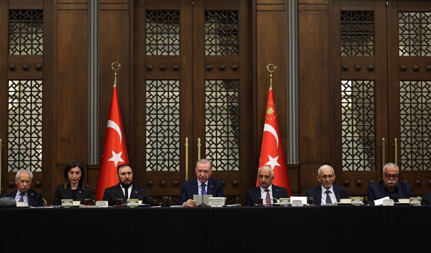 Erdoğan: Hak ve hakikat yere düşmemiştir