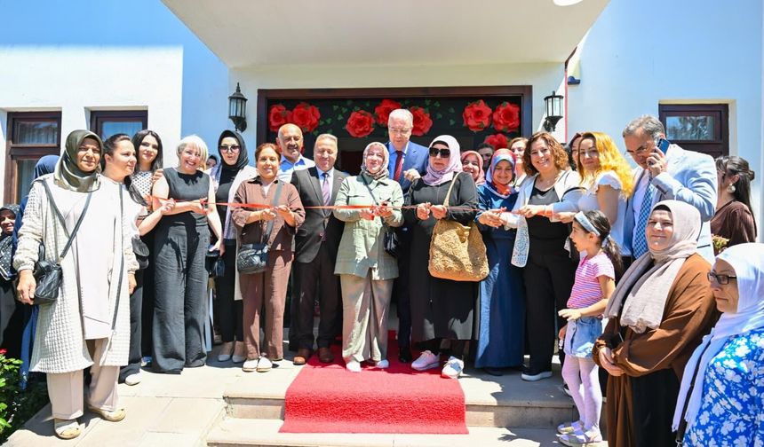 Altındağ’da kadın kursiyerlerden yıl sonu sergisi