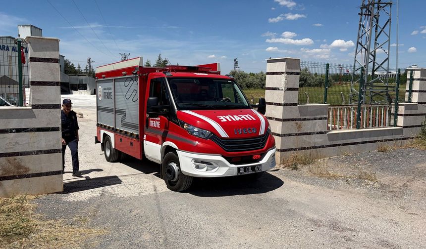 Ankara Gölbaşı'nda fabrika alevlere teslim oldu