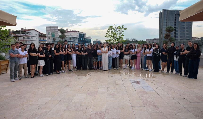 ETİMGEM’de LGS öğrencileri mezuniyet coşkusu yaşadı