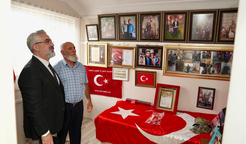 Mehmet Aygün’den şehit ailelerine Babalar Günü ziyareti