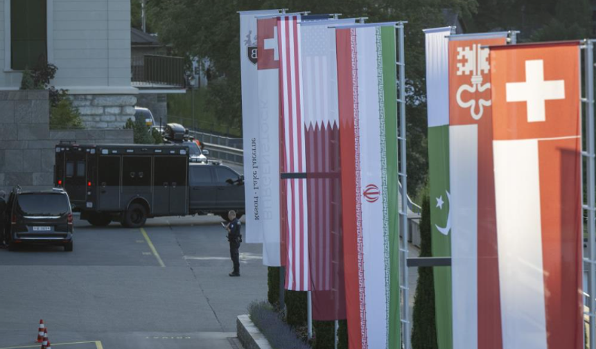 ABD-İran arasında görüşmeler İsviçre'de başladı