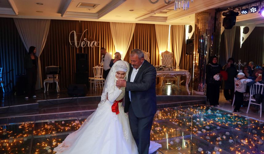 Yenimahalle’de Fatma’nın gelinlik hayali gerçekleşti