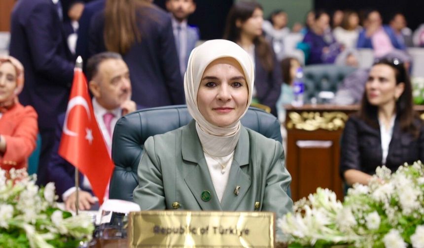Bakan Göktaş, İİT Kadınlar Konferansı’na katıldı